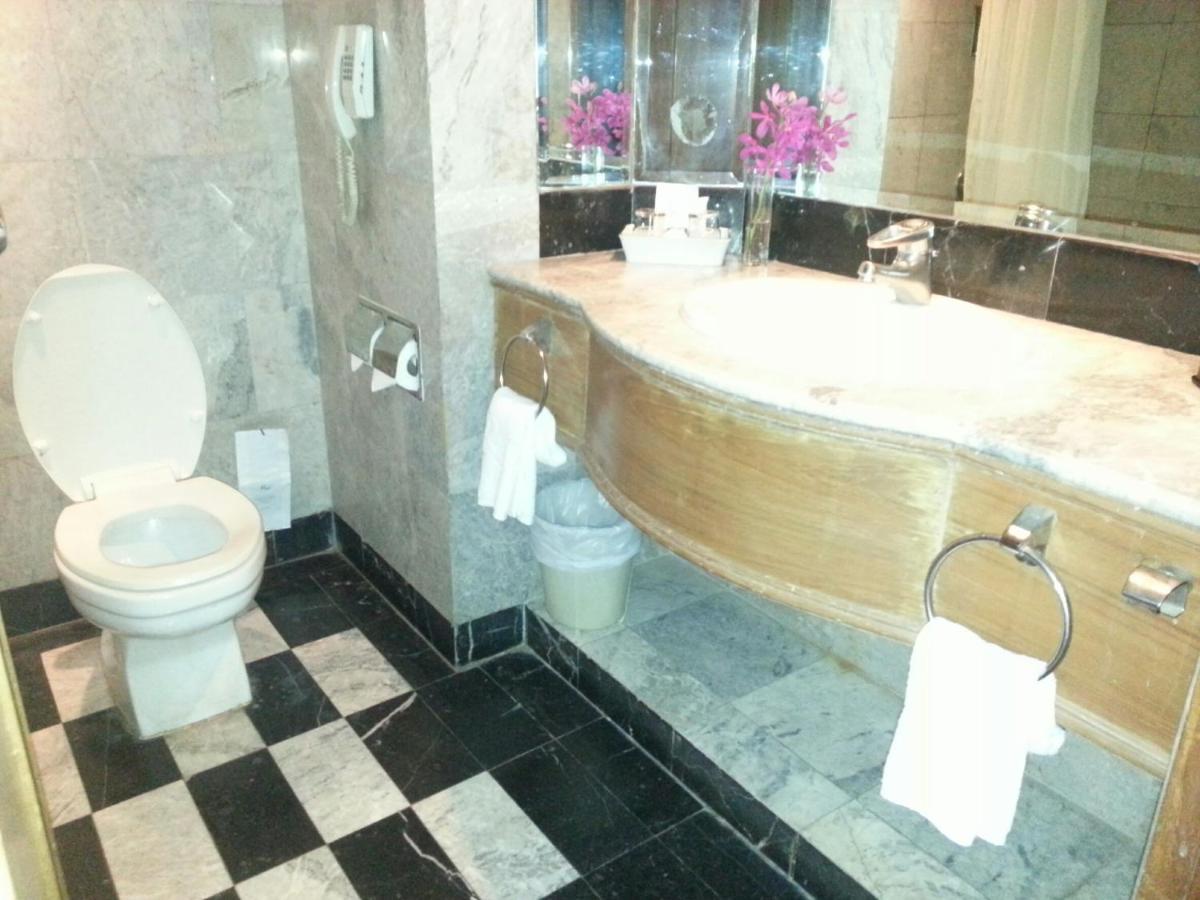 The Royal City Hotel Bangkok Dış mekan fotoğraf
